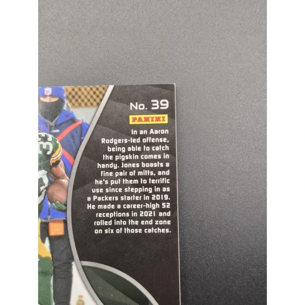 2022 Panini Spectra Aaron Jones #39 Celestial Prizm /99  Green Bay Packers